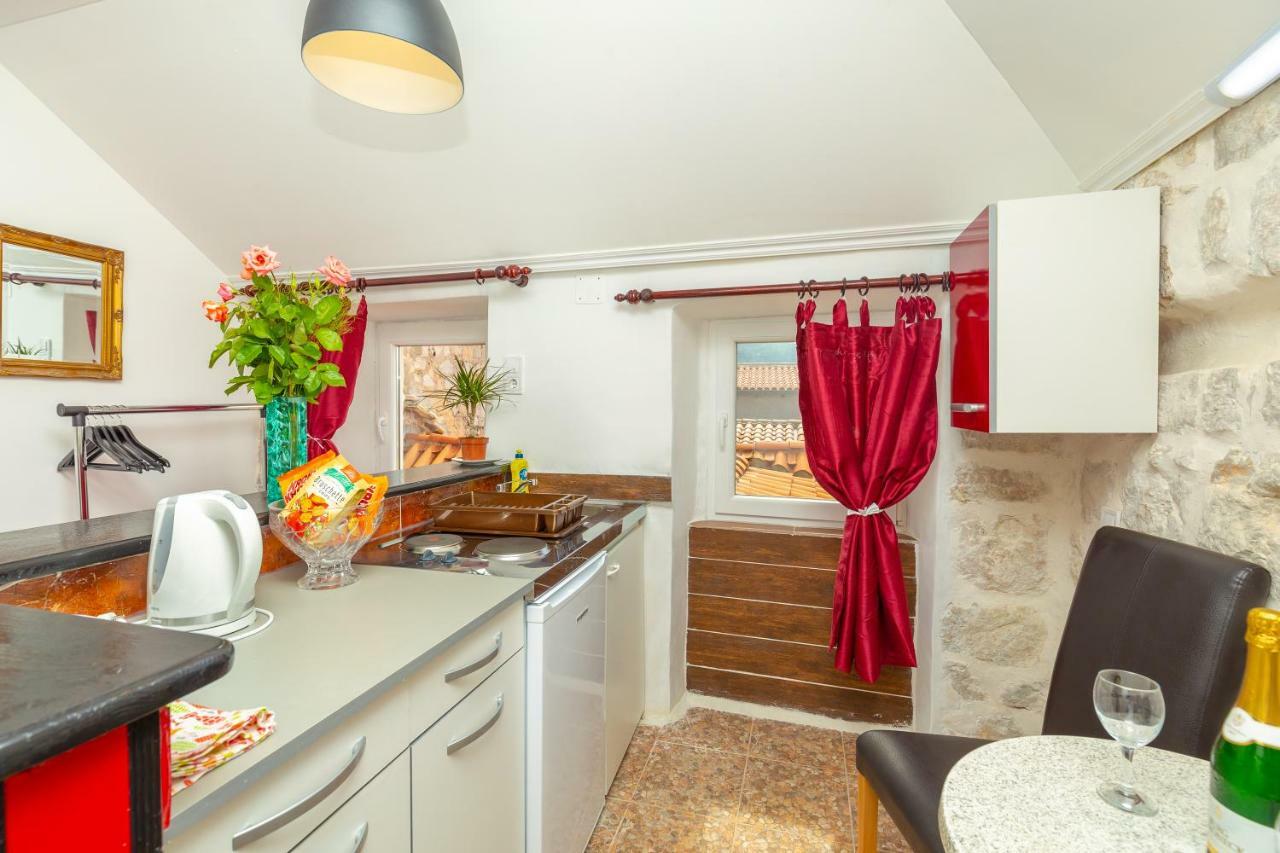 Juliette's Palace Apartmán
